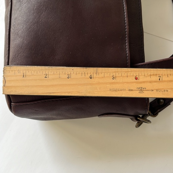 Wilson’s Adventure Bound Originals Leather Crossbody Bag Purse Brown Vintage - Picture 9 of 16